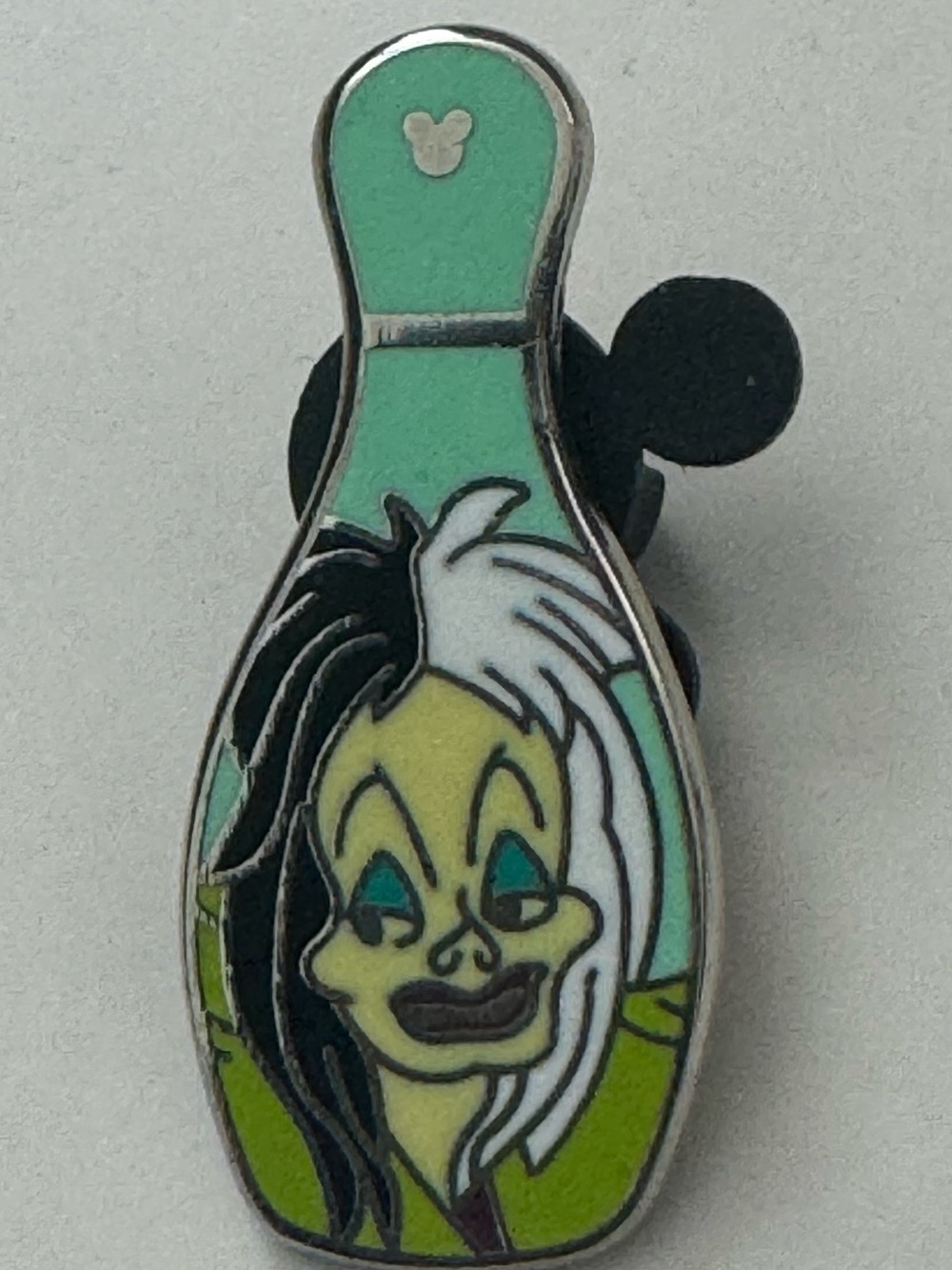 5/$25 Disney Villains Bowling Pin 101 Dalmatians Cruella de Vil Pin